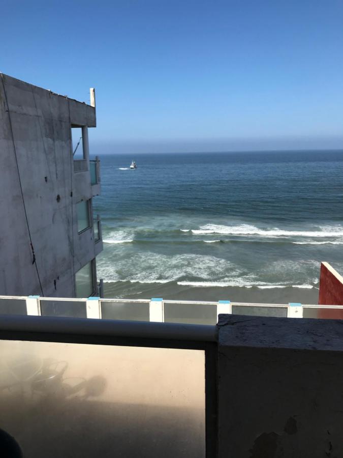 Ocean Front Apartment. San Antonio del Mar Eksteriør bilde